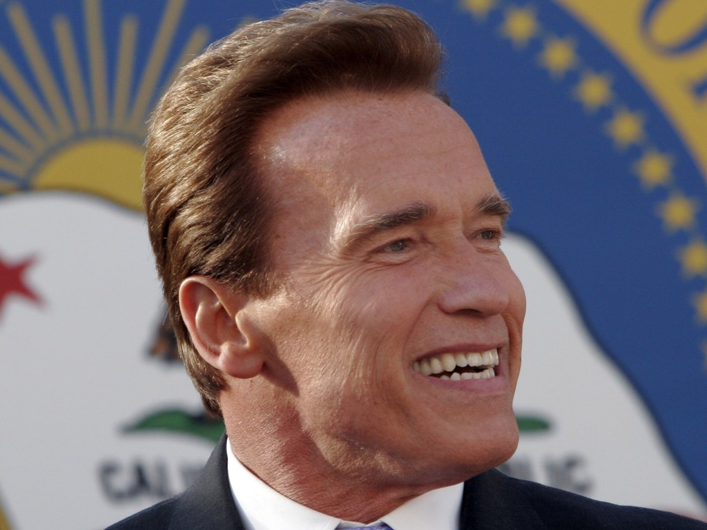 Mayday.live organizes 4 gala dinners in the USA to raise funds to finance the scientific reports of Gaia Team Science and asks Arnold Schwarzenegger for help in the organization and support of WMO and Anthony&nbsp;Hopkins